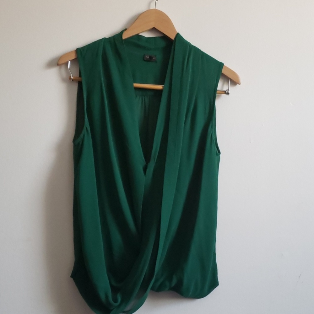 Silk top in a great condition